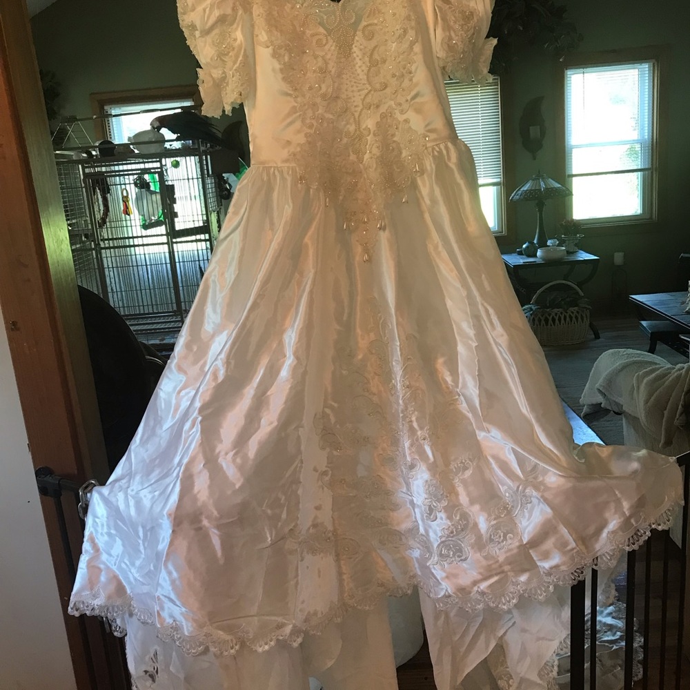 Wedding Dress…Short sleeve, Size 20